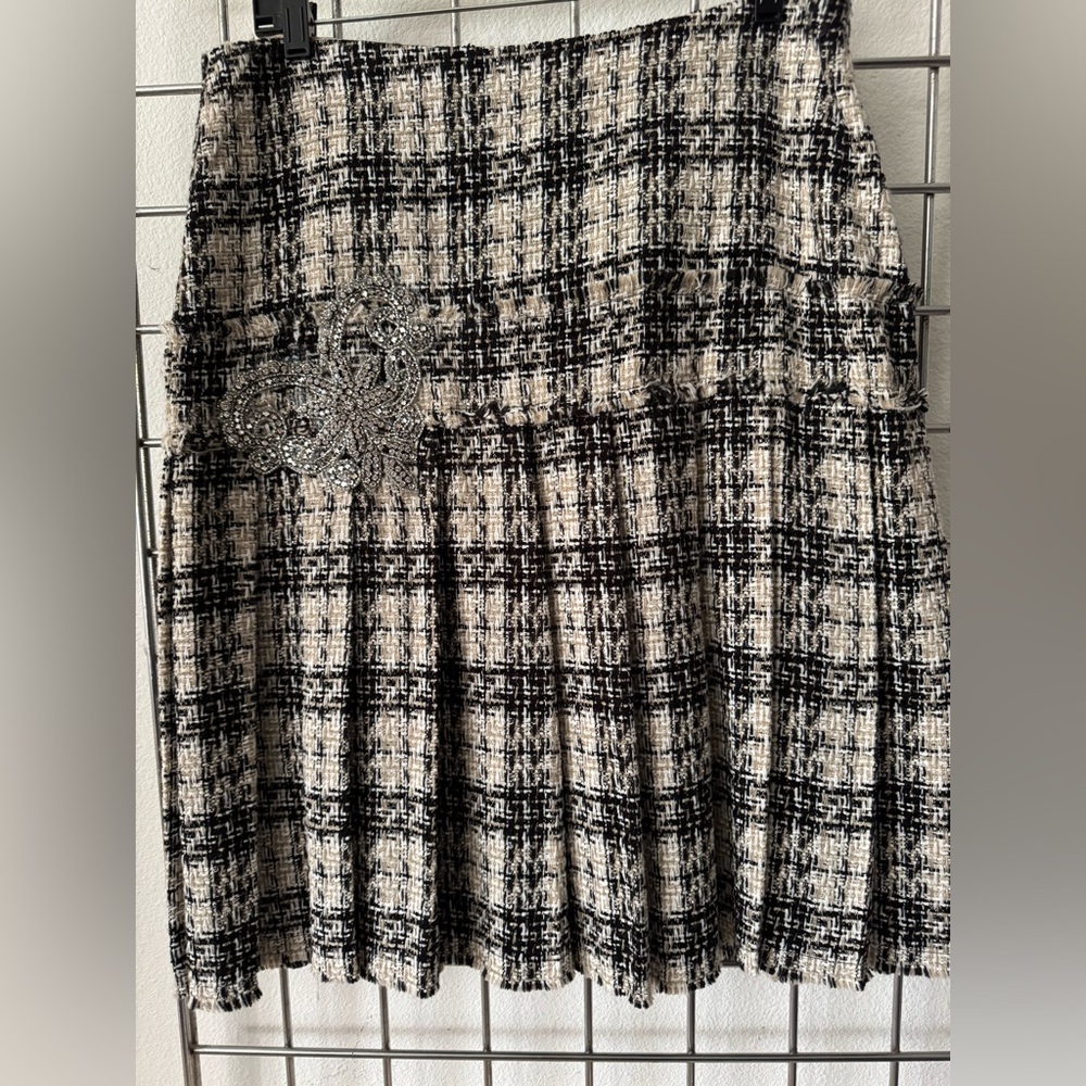RUTH Black/ White/Taupe Boucle Embellished Pleated Skirt Size 12